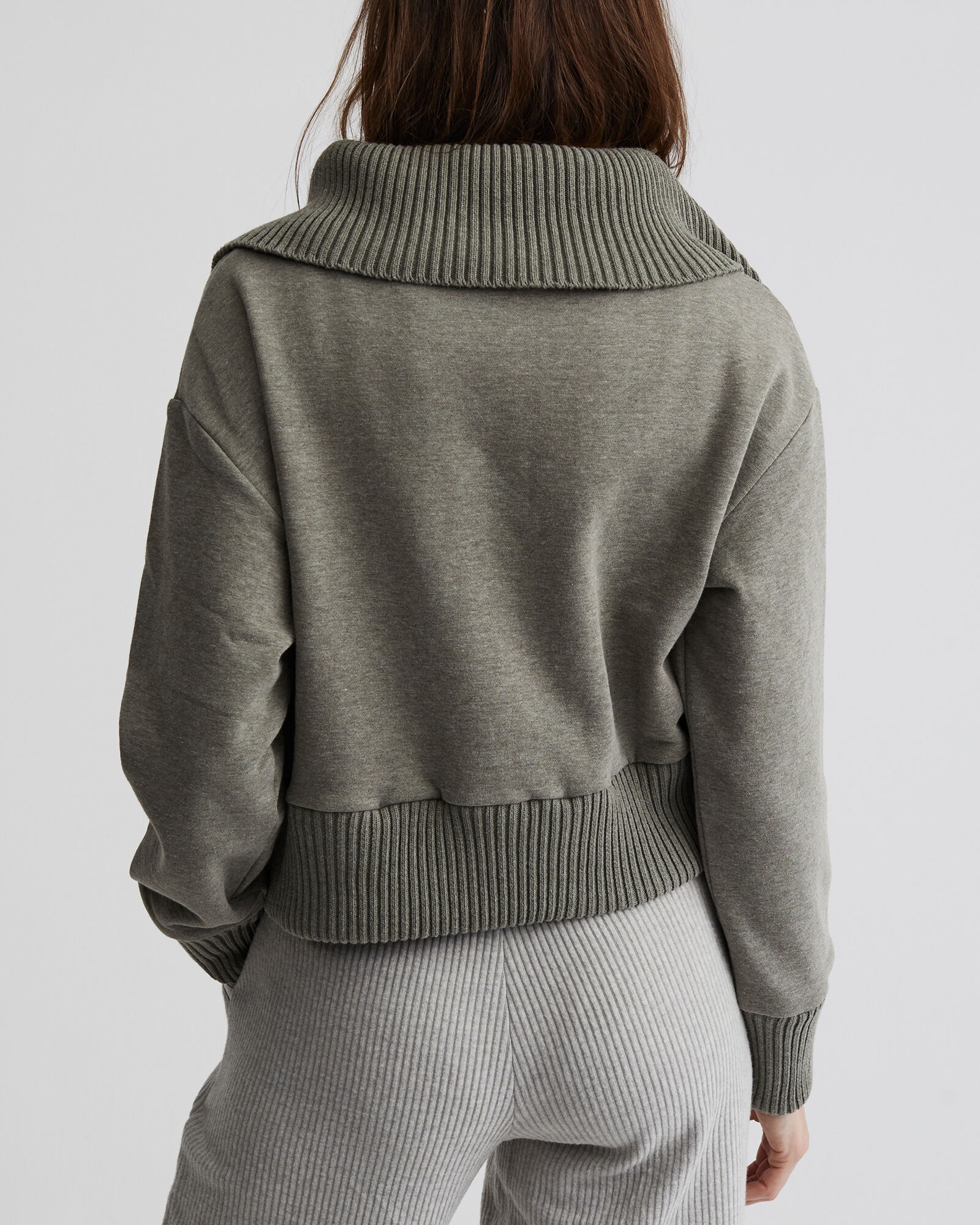 Wilfred free heinen sweater sales