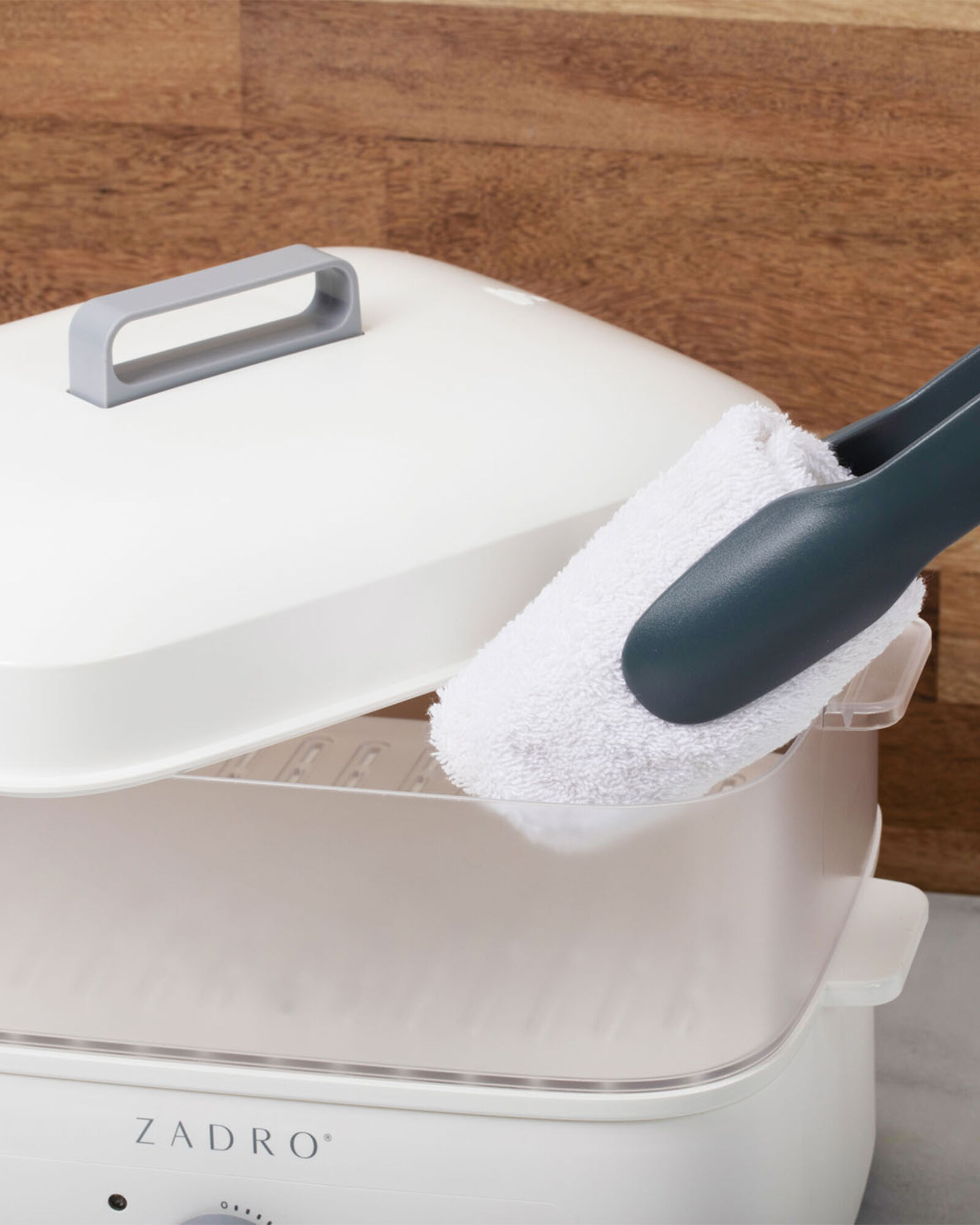 ZADRO Towel Steamer with Tongs