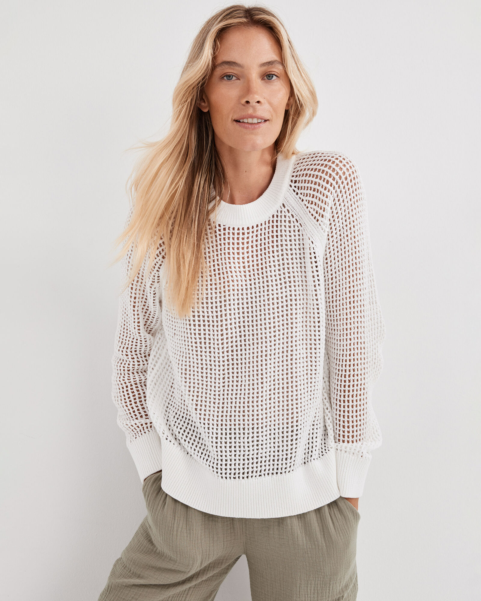 White open new arrivals stitch sweater