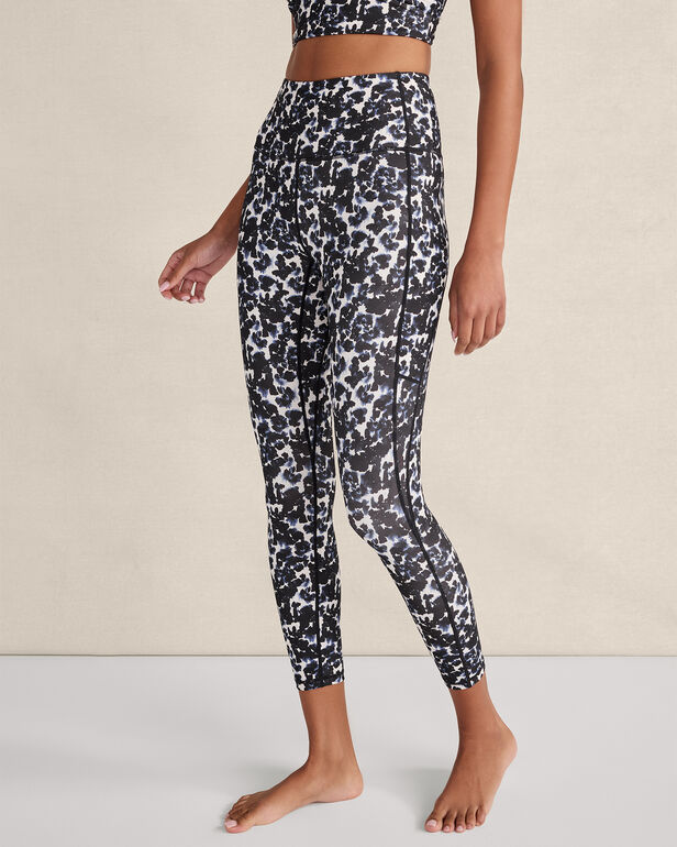 Varley Form Pocket Leggings in Ink Block Floral
