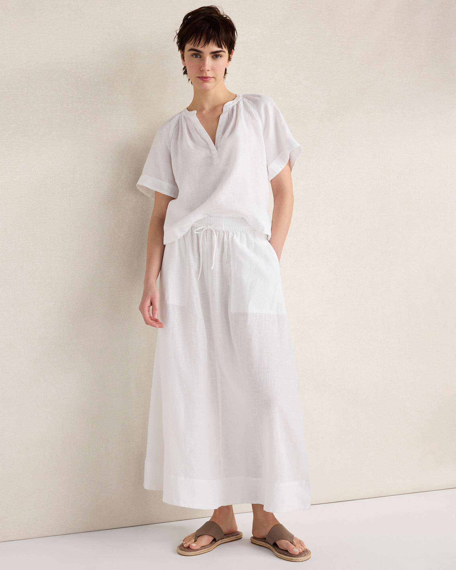 Linen Gathered V-Neck Top