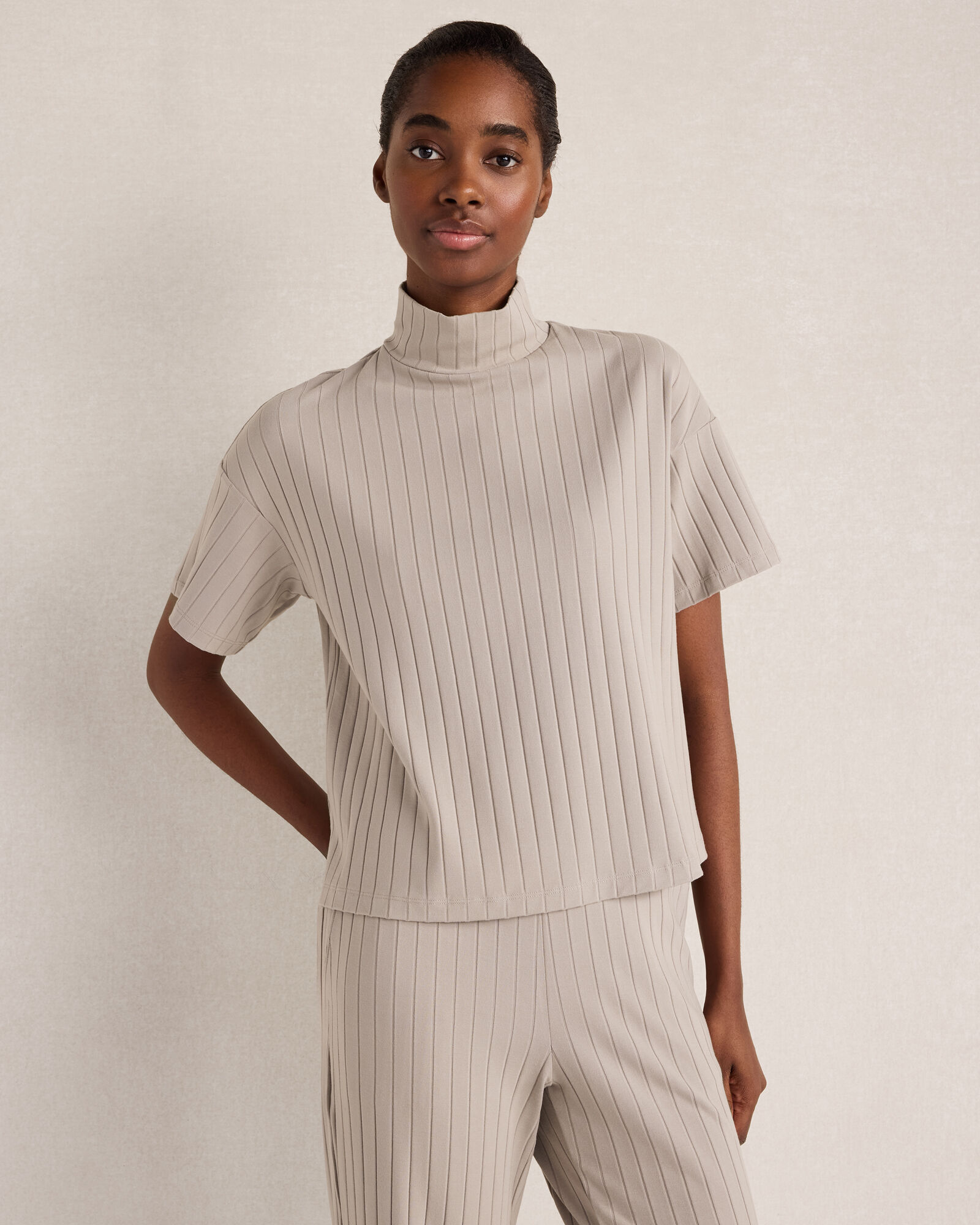 Ribbed Mock Neck Top