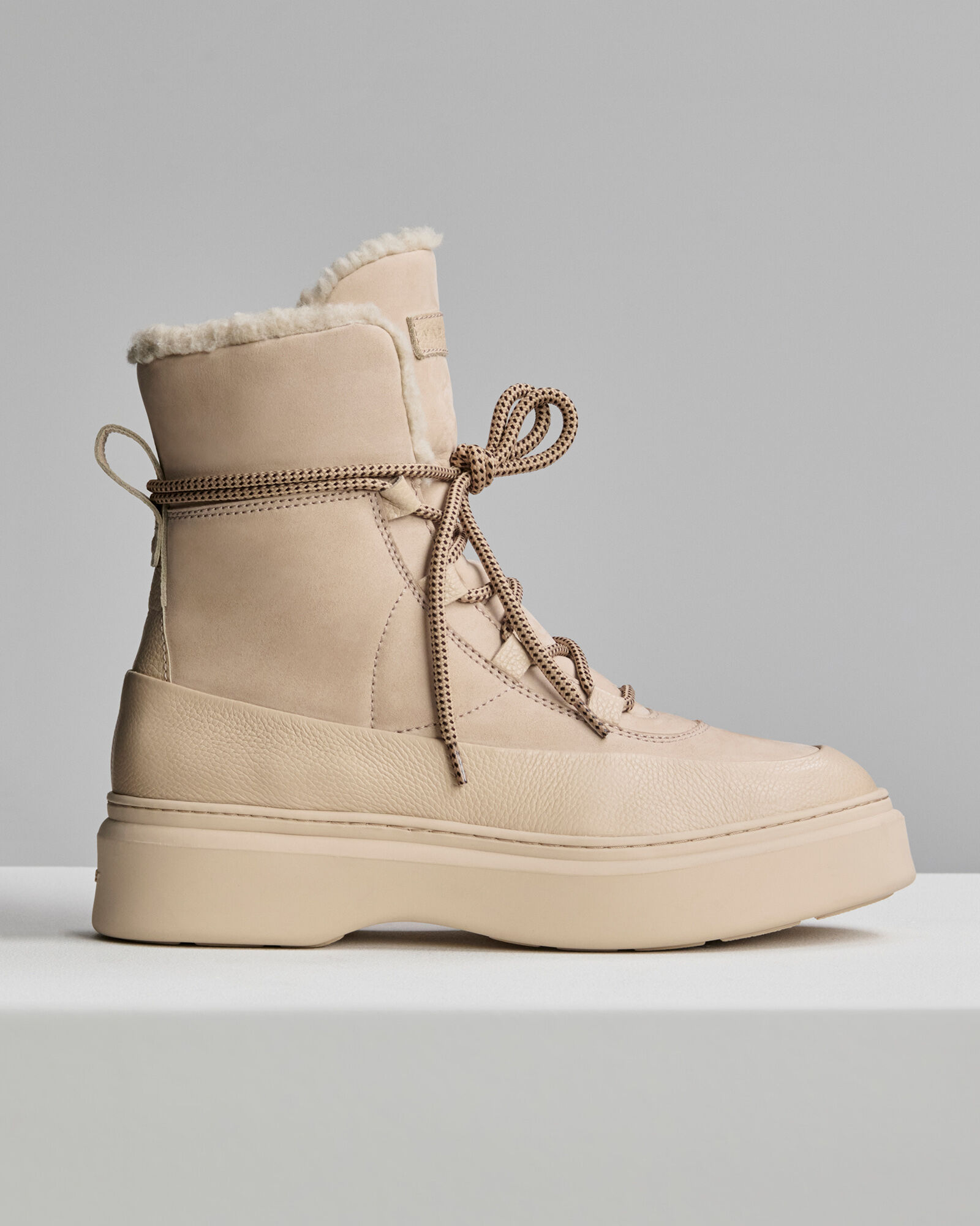 Varley Selva Alpine Ankle Boot