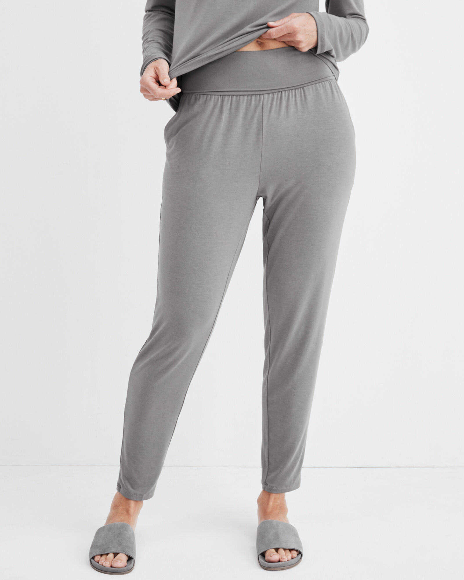 Drape pants store