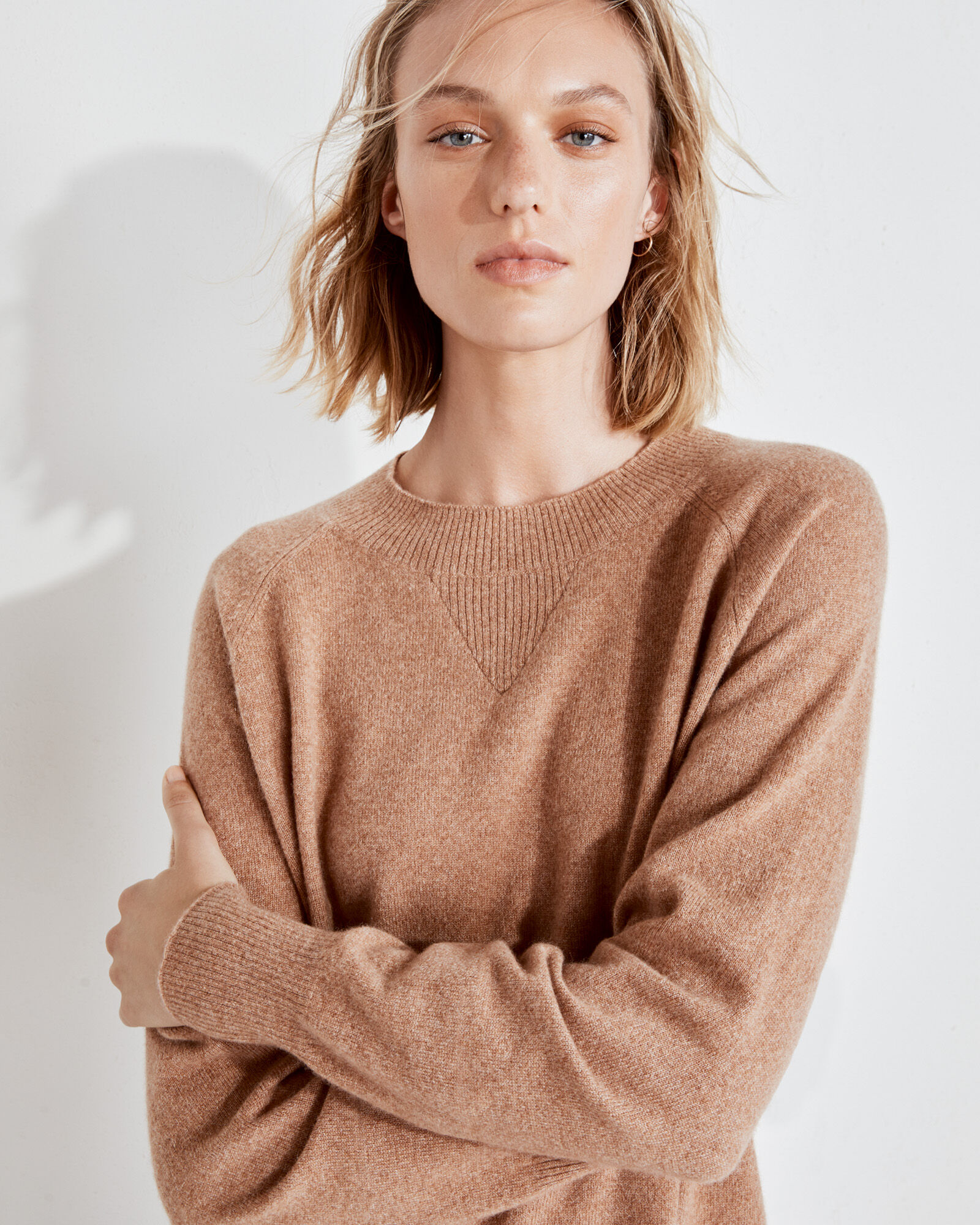 Pure Cashmere Curved Hem Sweater