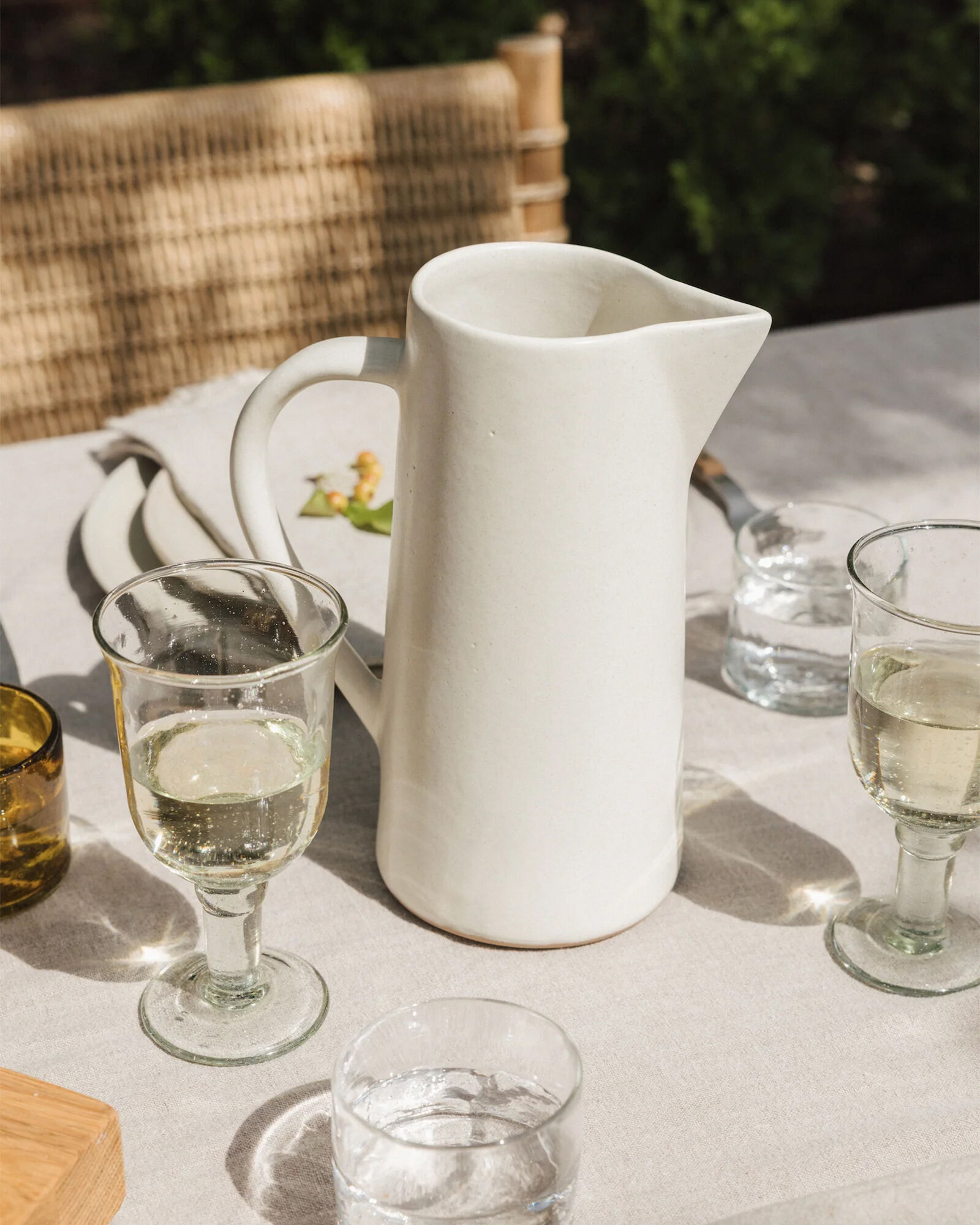 Casa Zuma Blanco Pitcher