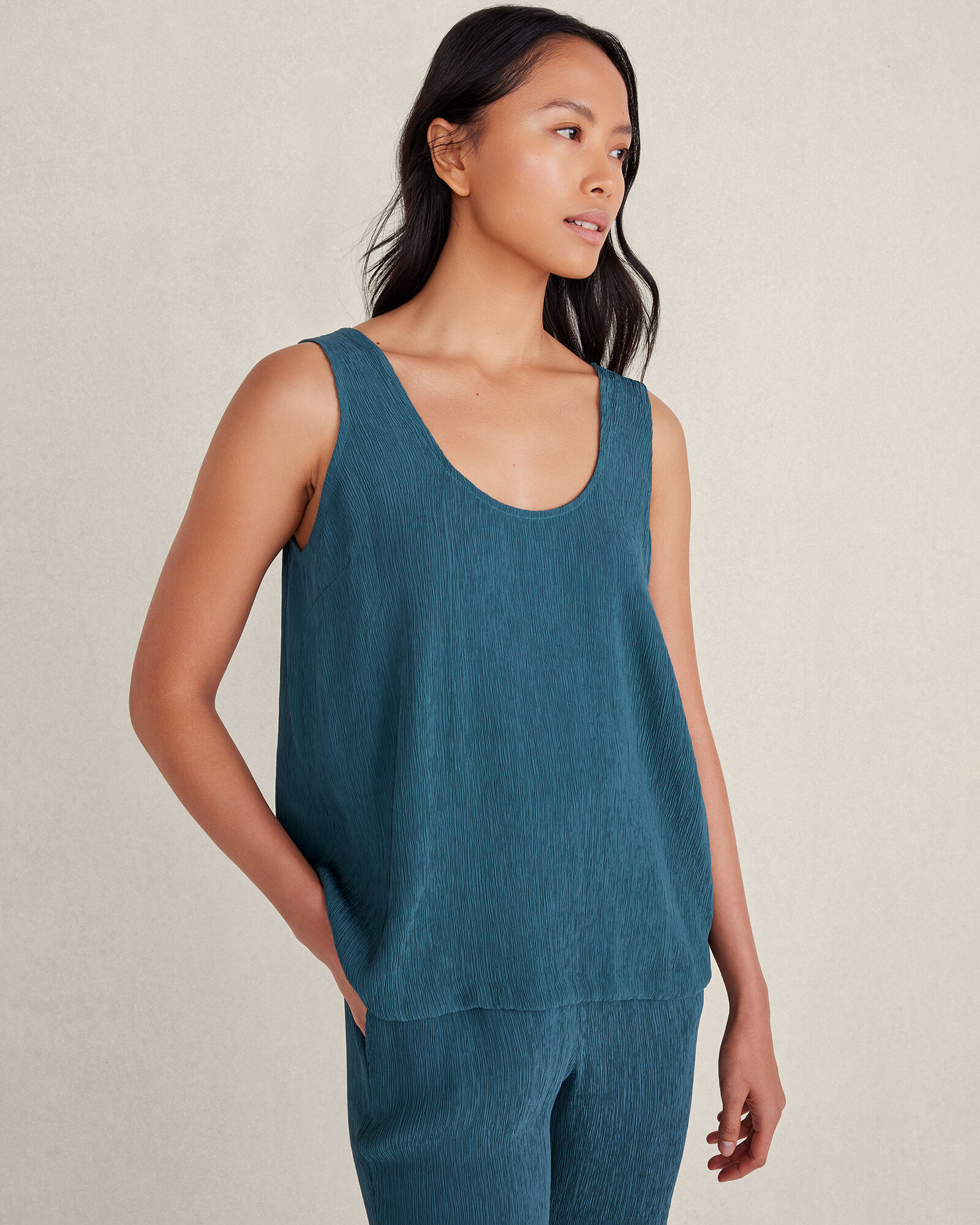 Naia&trade; Scoop Neck Tank