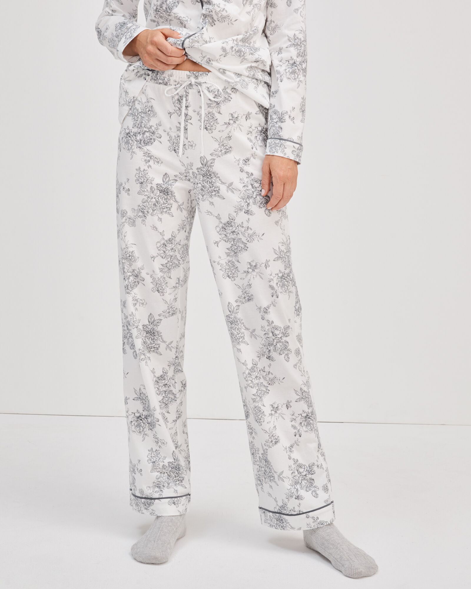 Floral sales cotton pajamas