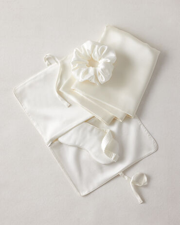 Washable Silk Ivory Gift Set