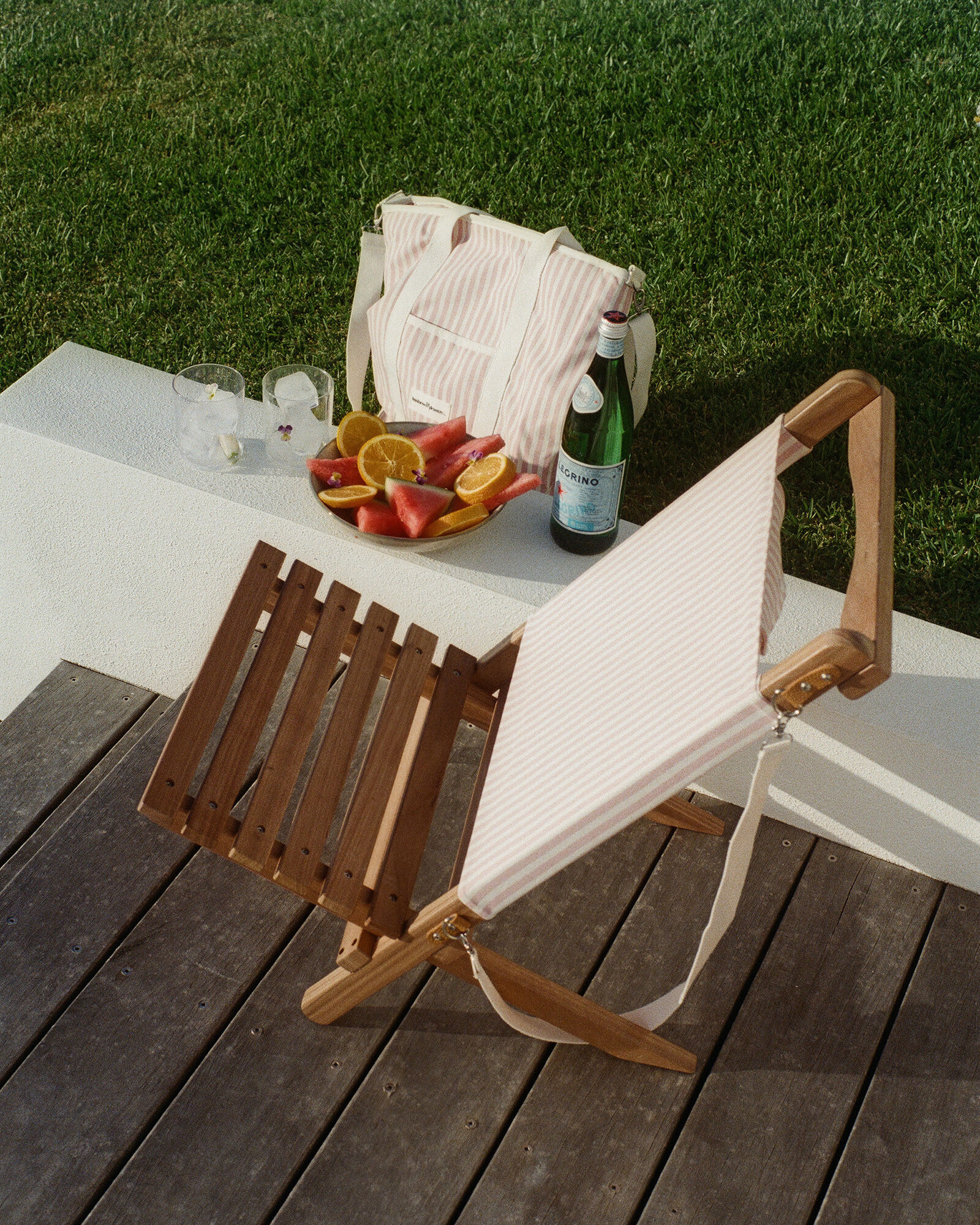 Business &amp; Pleasure 2-Piece Beach Chair