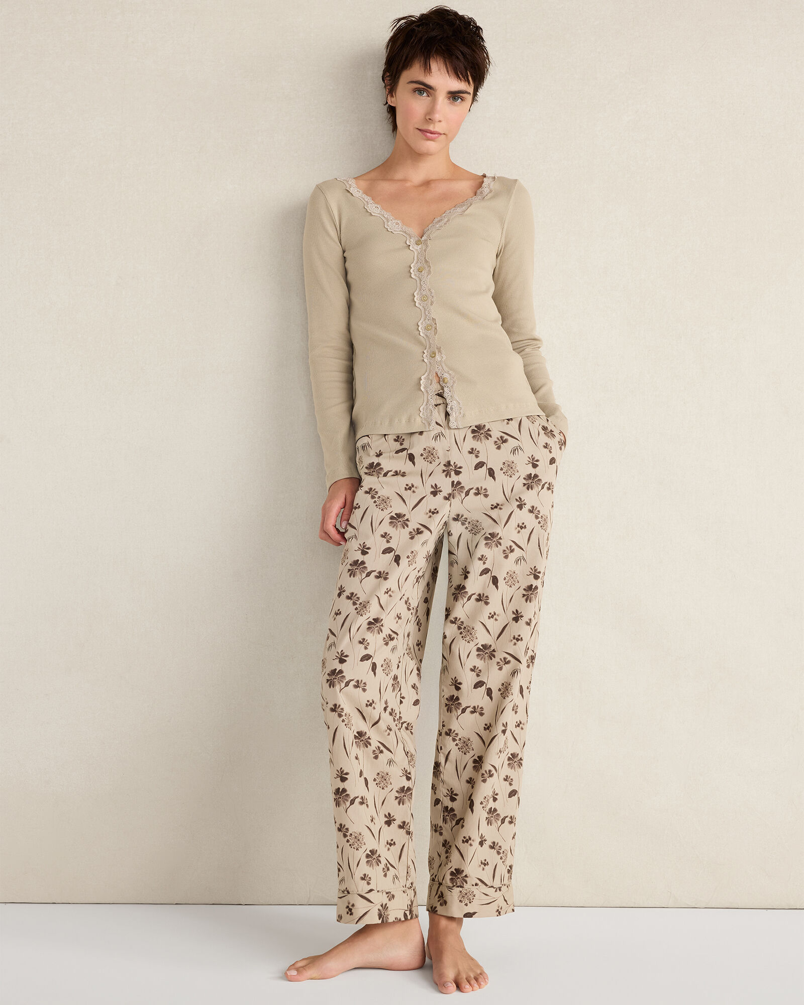 Organic Cotton Poplin Scattered Floral Pajama Pants