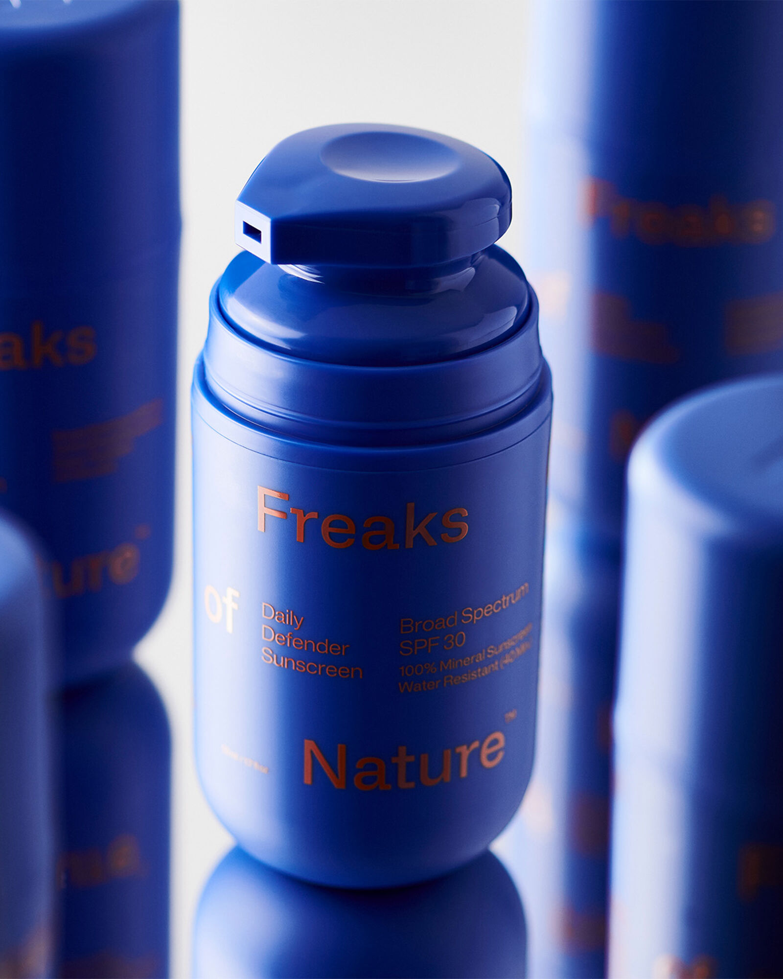 Freaks of Nature Daily Defender SPF30