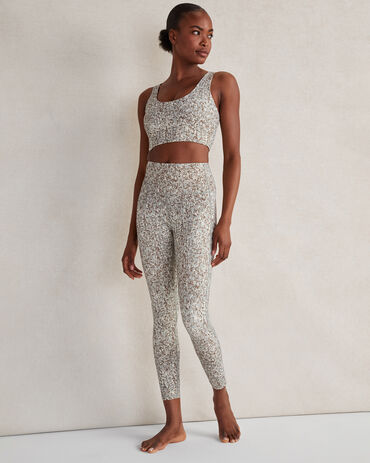 Varley Form High Pocket Leggings in Seagrass Sketched Leopard