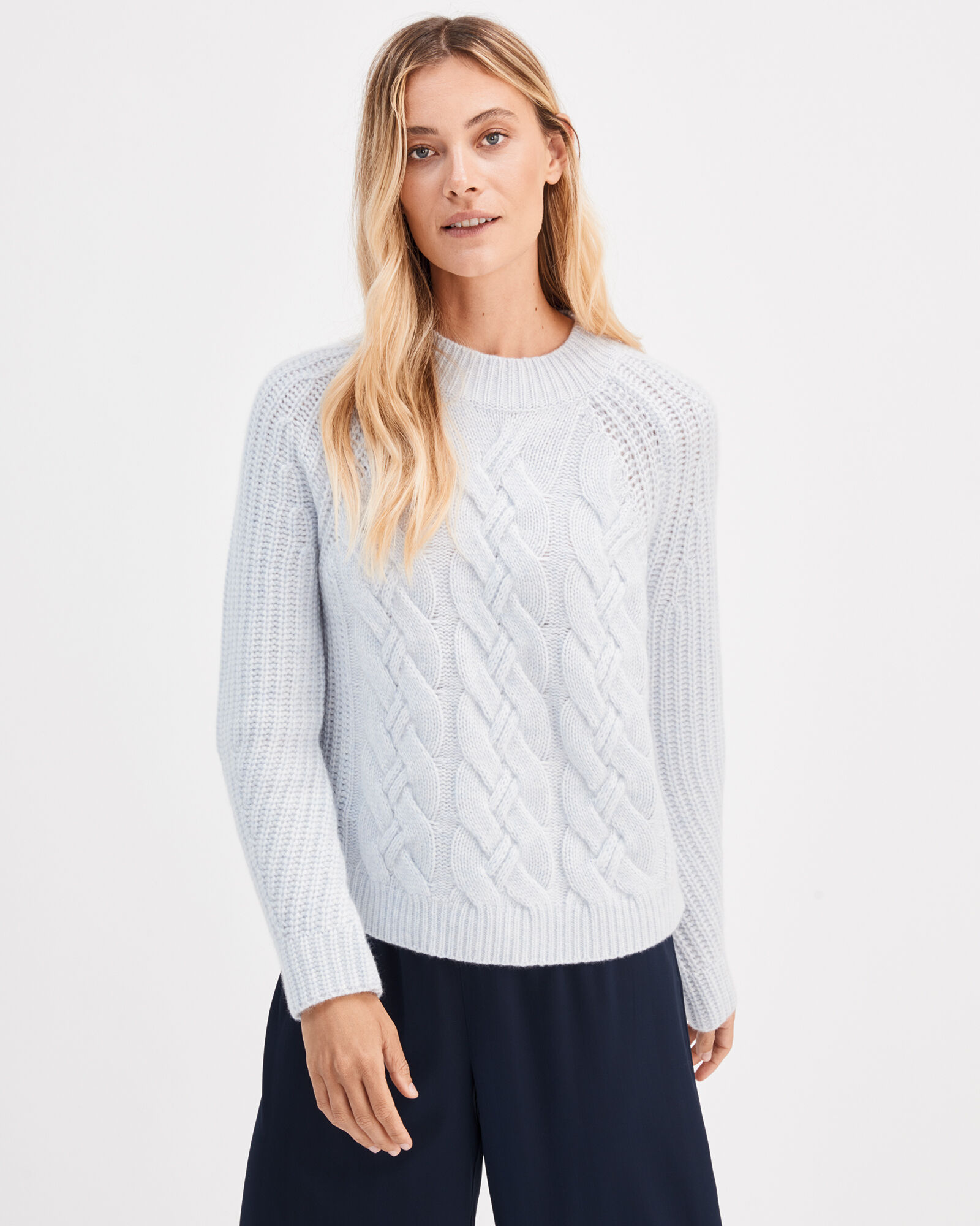 White cashmere cable knit sweater outlet