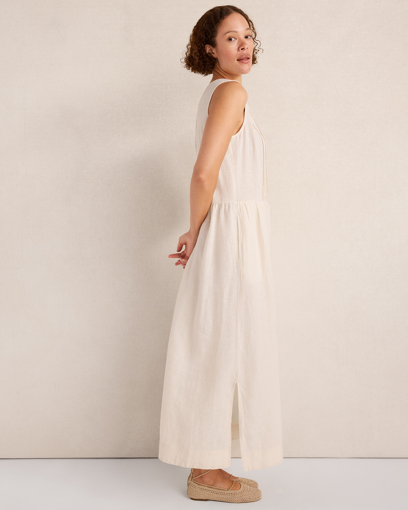 Linen Pintuck Midi Dress
