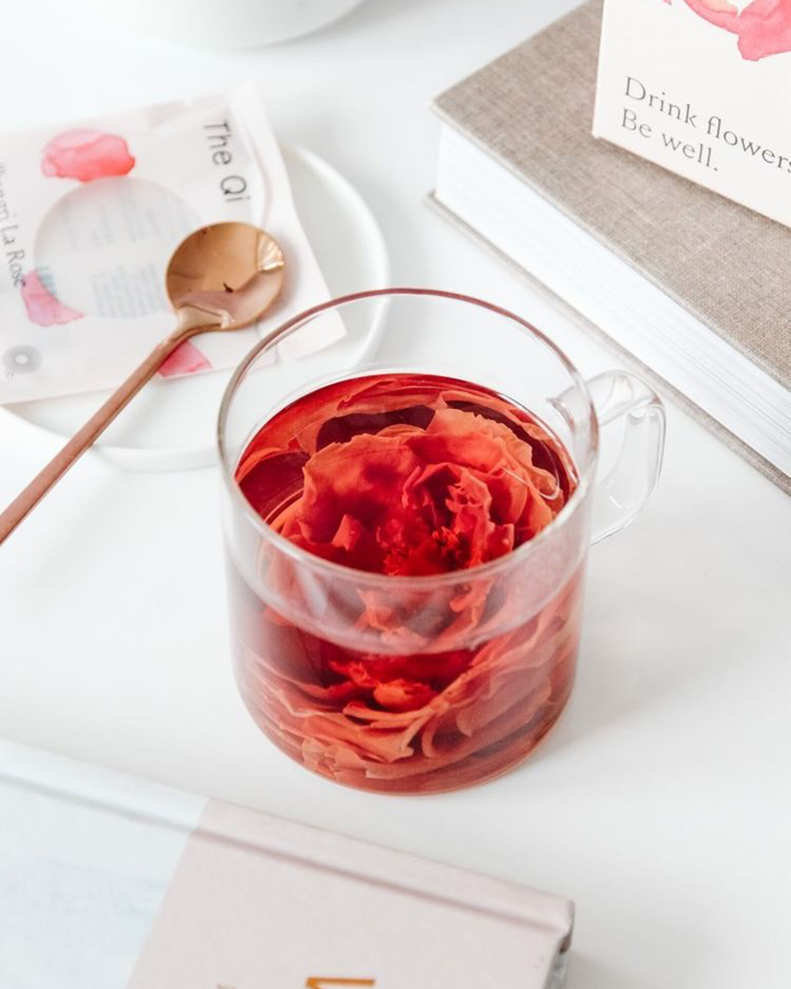 The Qi Shangri-La Rose Tea Box