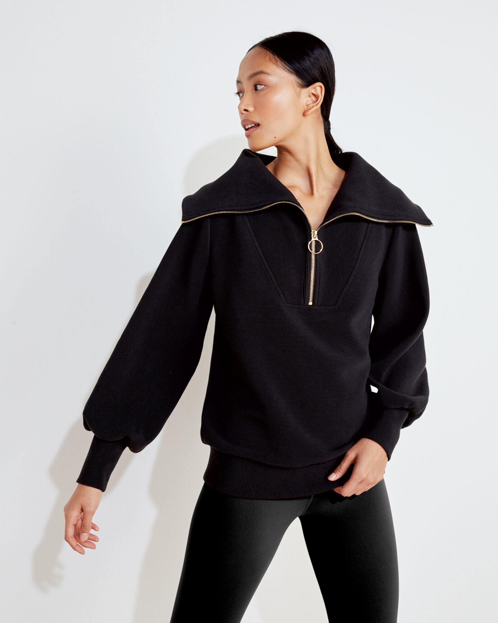 Half hoodie sweater discount