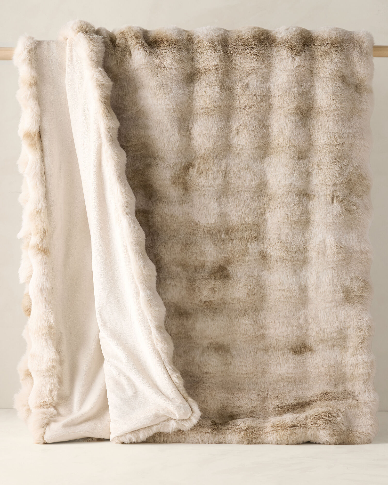 Faux Fur Throw Blanket and Tote