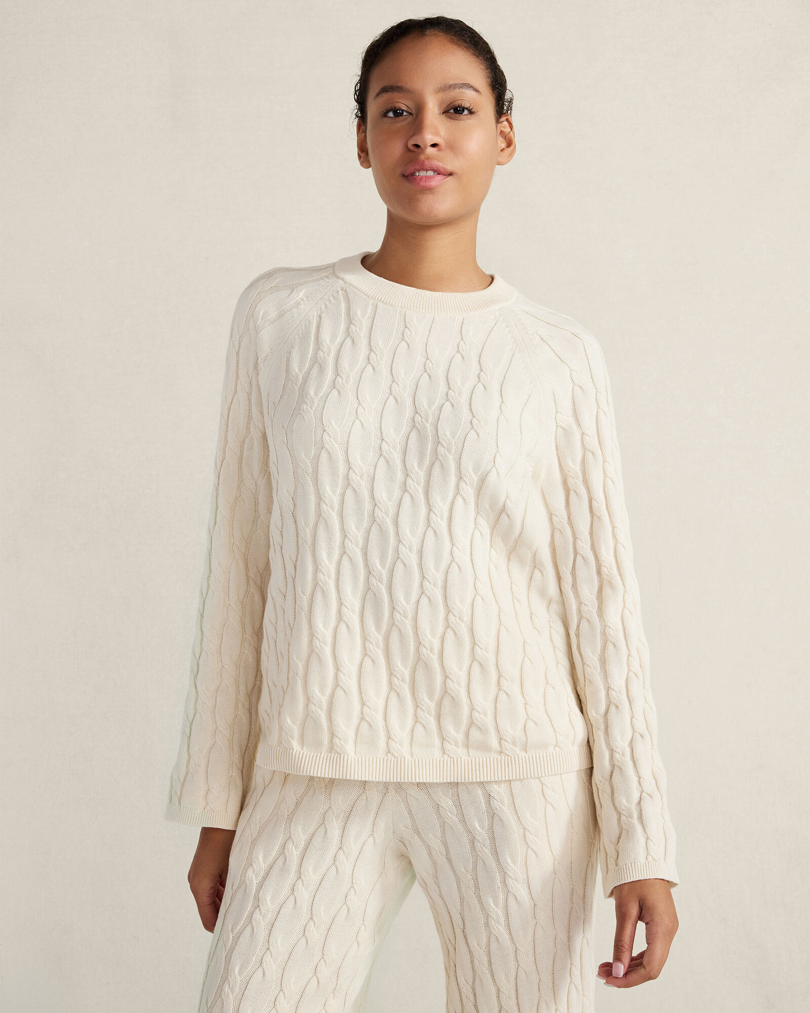 【SOMEWHERE BUTTER】Double cable knit pants Cable Knit Winter Bliss Pant - Athletic Heather Grey | Alo Yoga