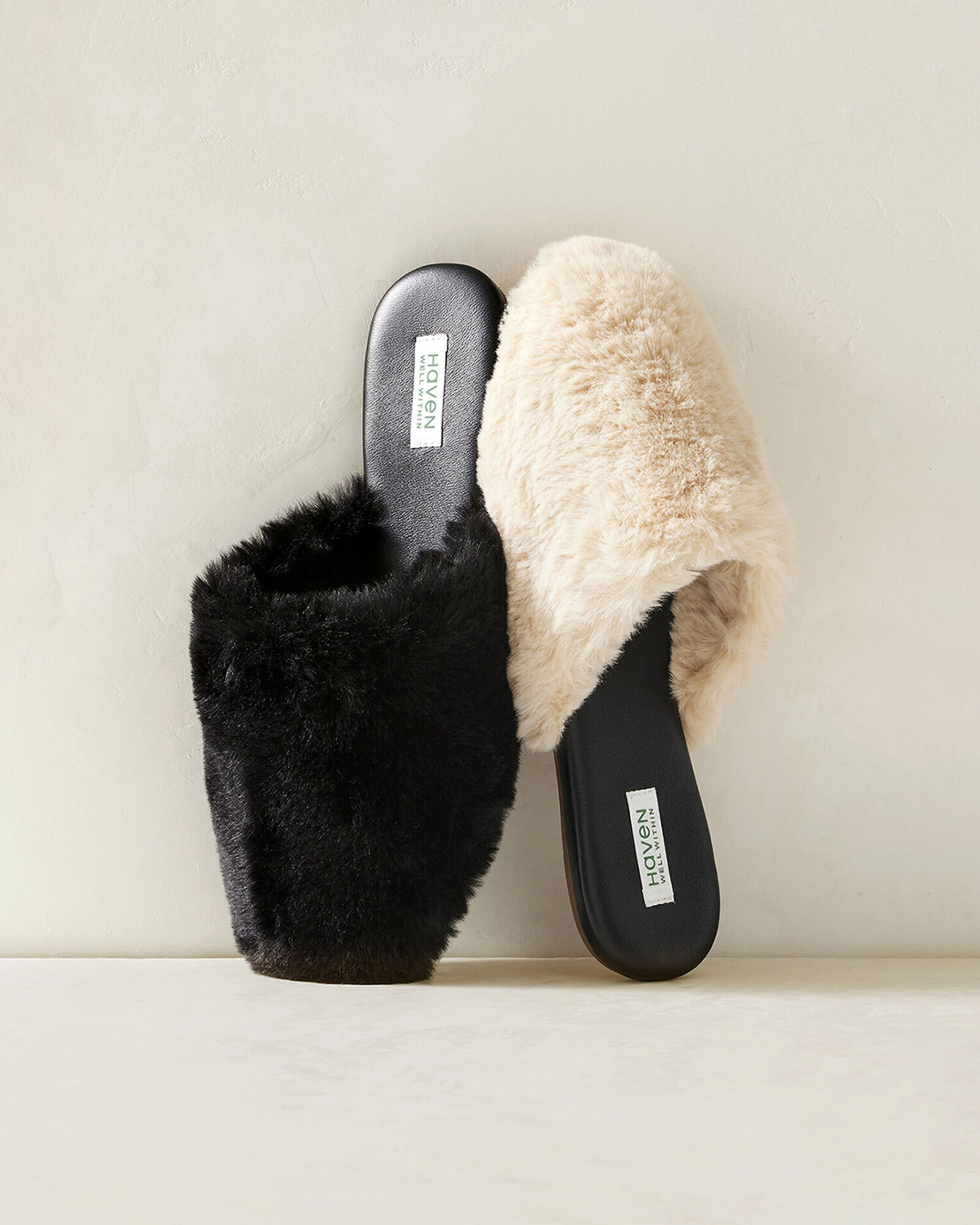 Mule slides best sale with fur