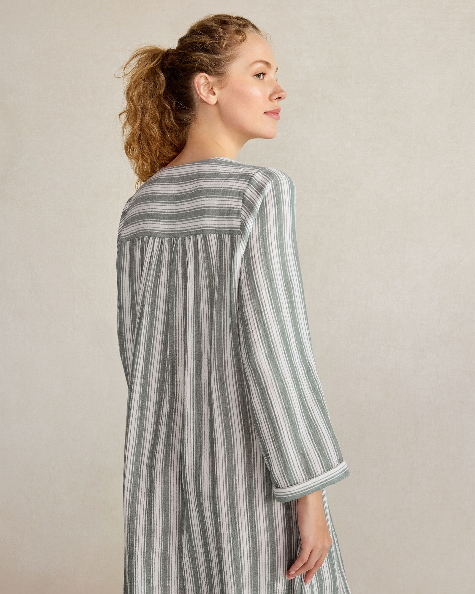 Cotton Gauze Blouse Charcoal♡アリシアスタン ALEXIA STAM（アリシアスタン）の「Cotton Gauze Blouse/コットン