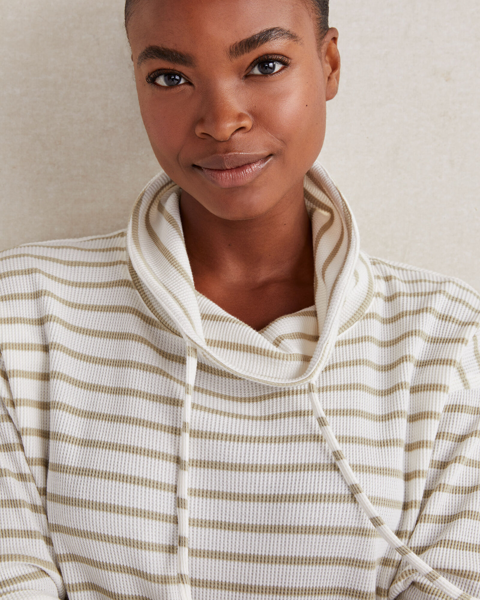 MONO B-RAW EDGE WAFFLE KNIT BOATNECK PULLOVER