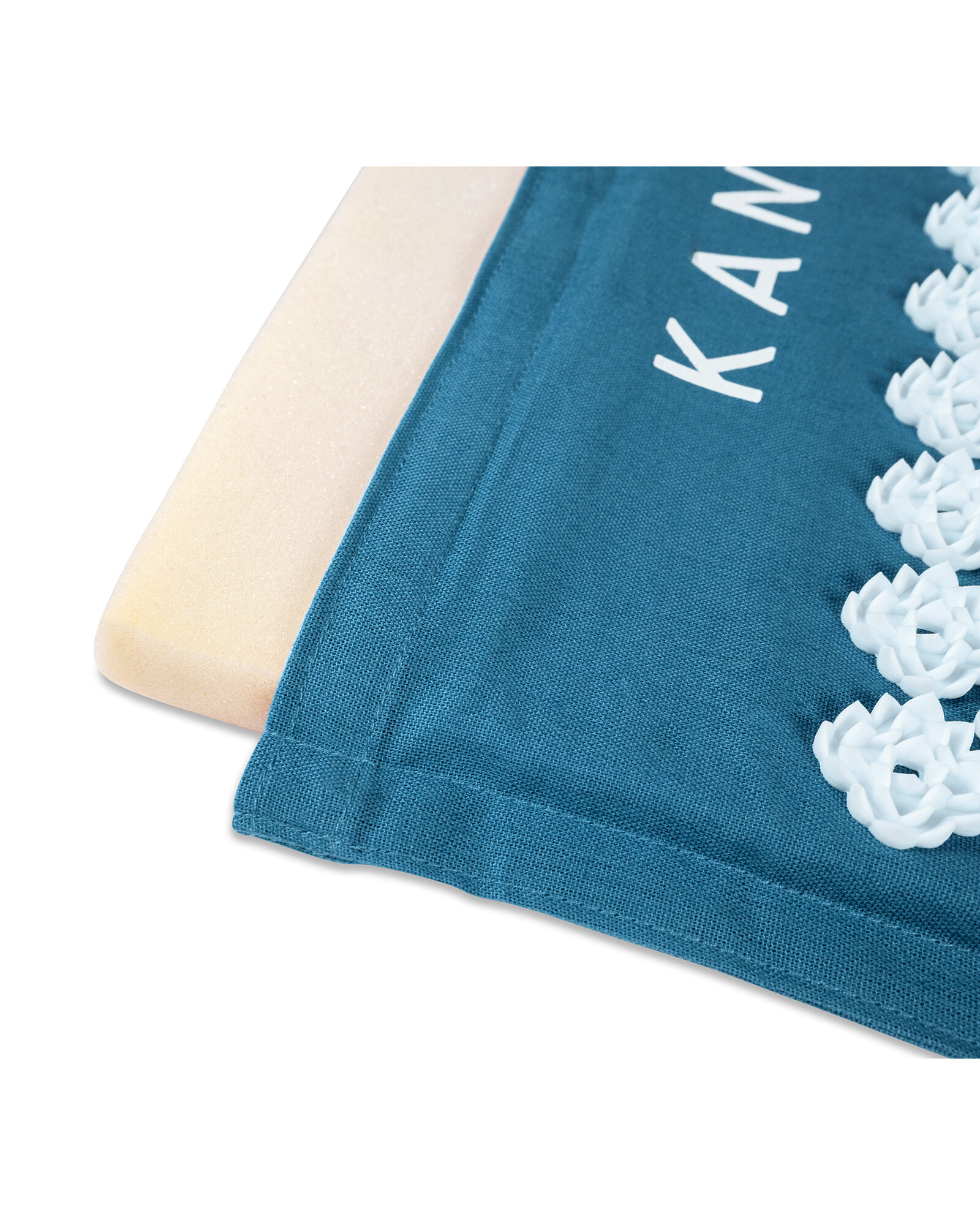 リラクゼーショングッズ yas Kanjo Memory Foam Acupressure Mat Set | Haven Well Within
