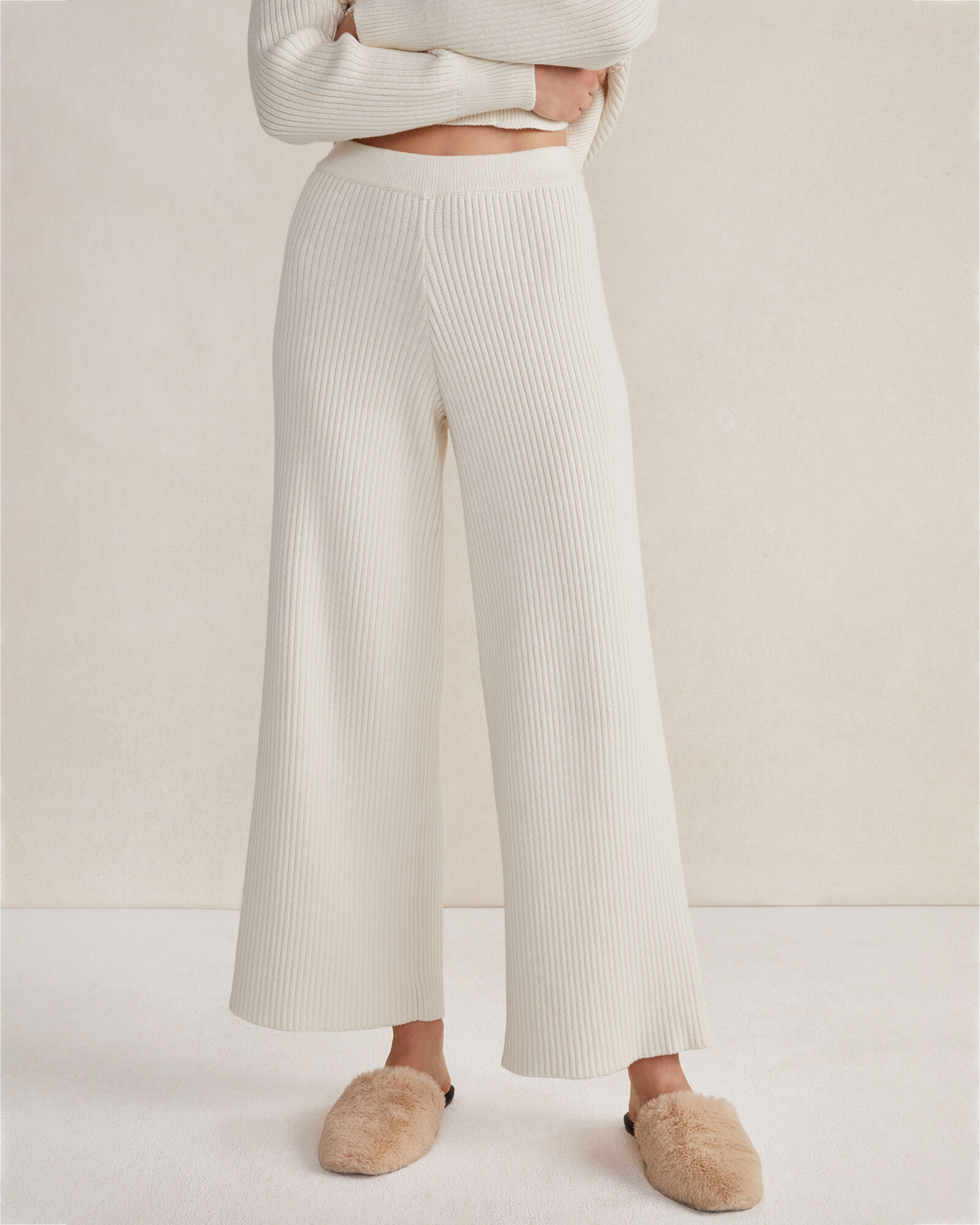 Fine Seamless Bell Pants in assortment, Organic cotton rib