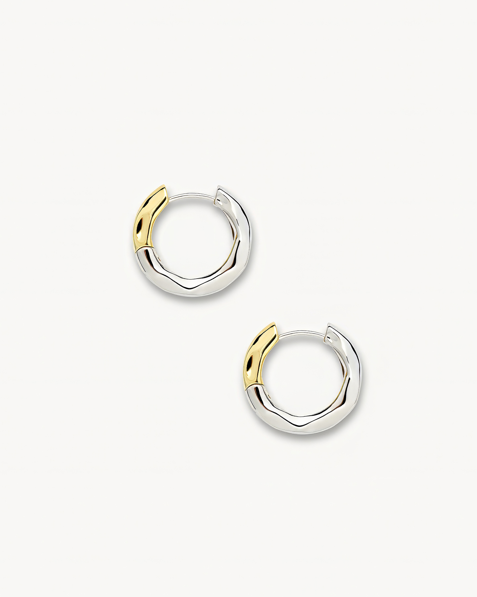 Machete Petite Wavy Hoops | 3/4 Silver | 001