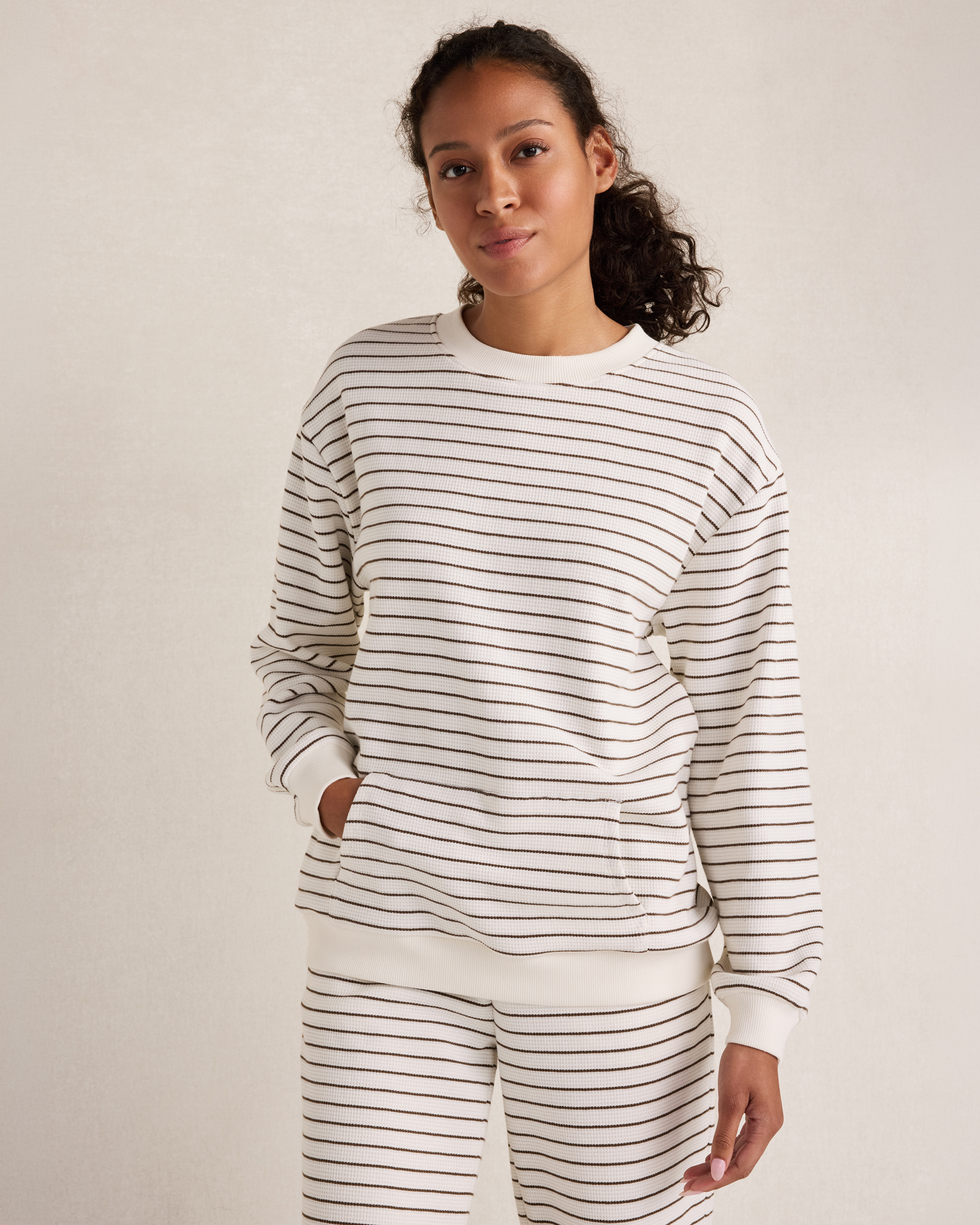 Resti Organic Cotton Waffle Striped Pocket Crewneck | Natural/Deep Mocha | XXL