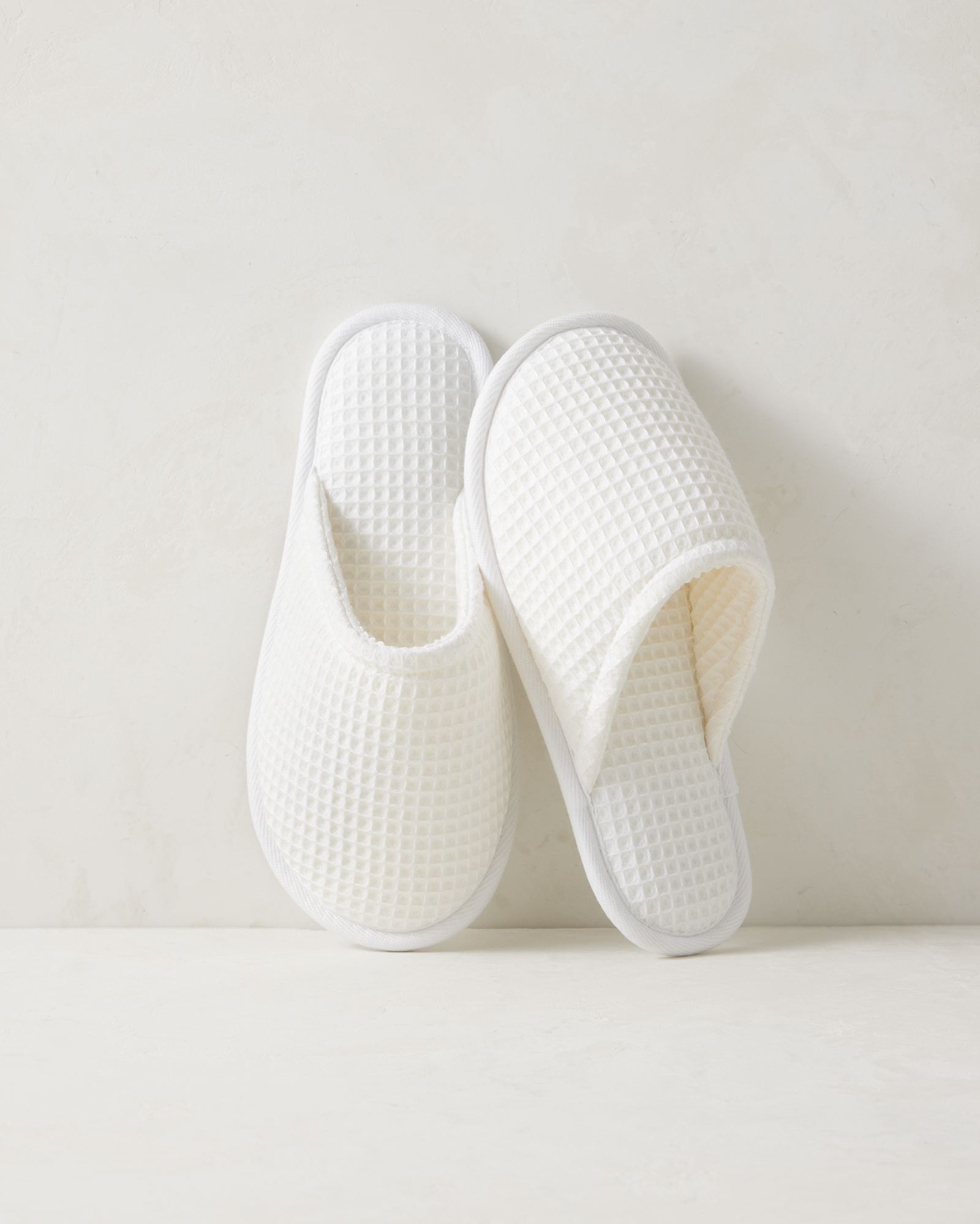 Organic Cotton Terry Waffle Slippers | White | Small