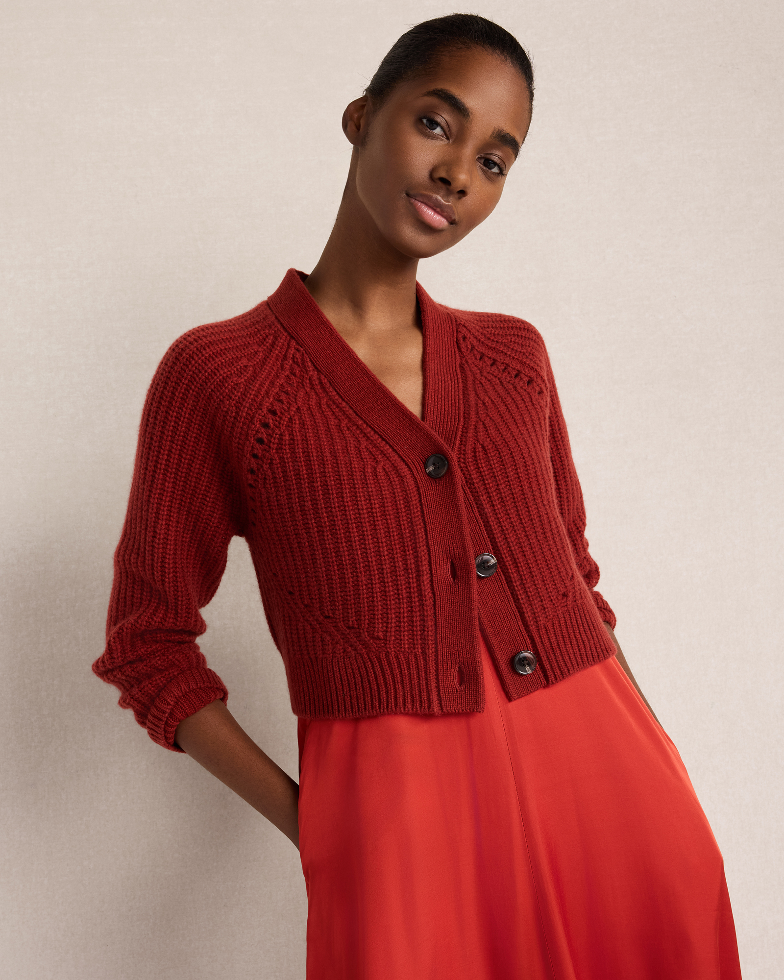 Cashmere Shaker Stitch Cropped Cardigan | Dark Tomato Hthr | Medium
