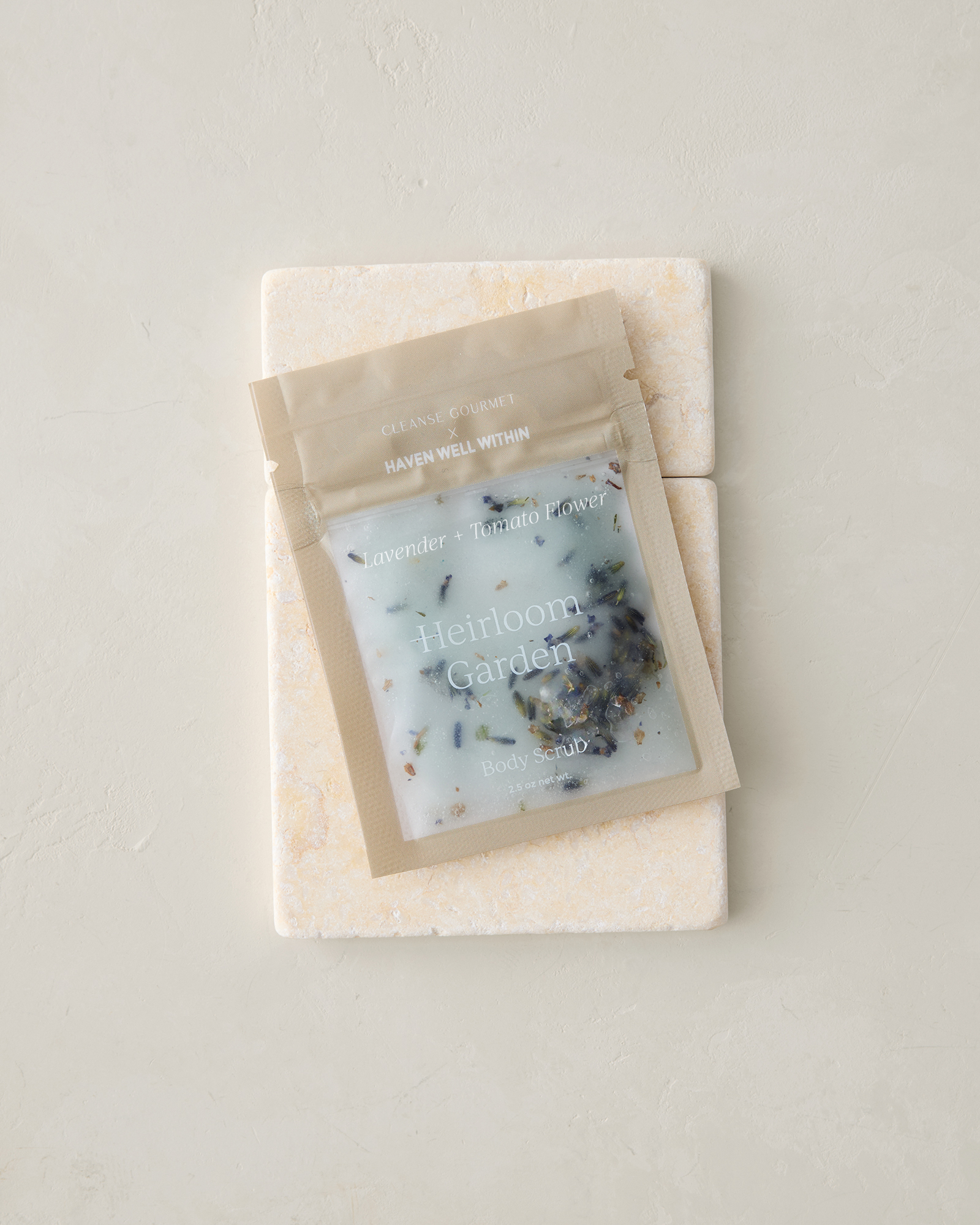 Cleanse Gourmet x Scrub Pouch 16$