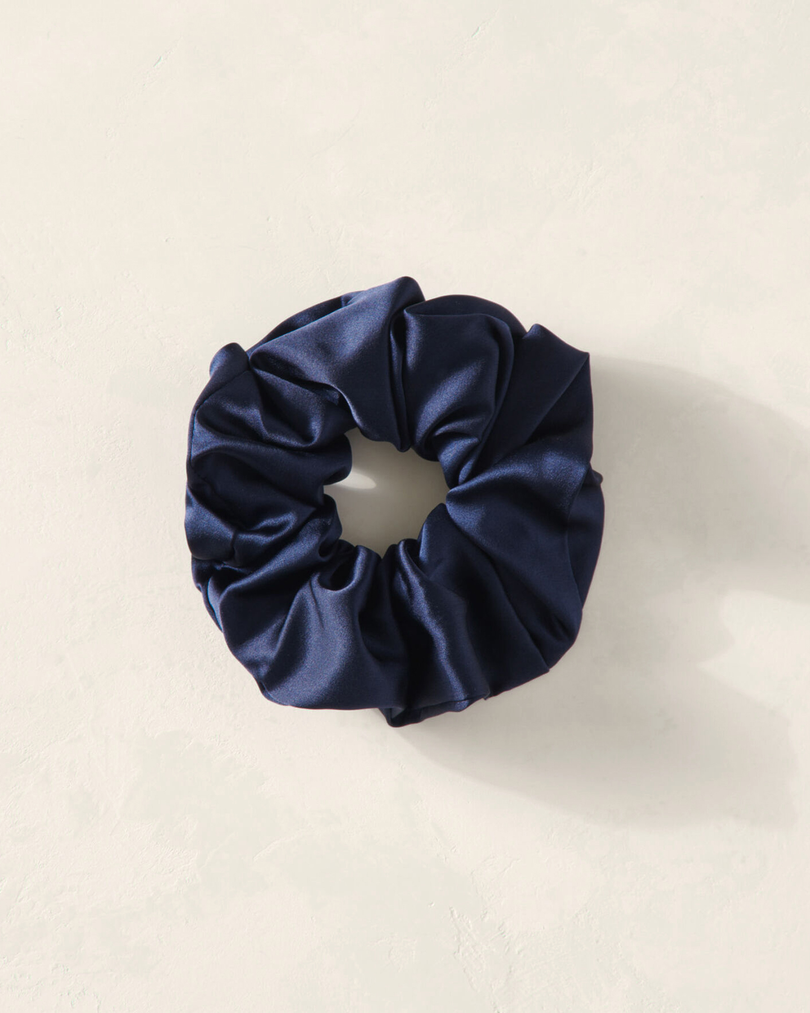 Washable Silk Scrunchie | Navy | 001