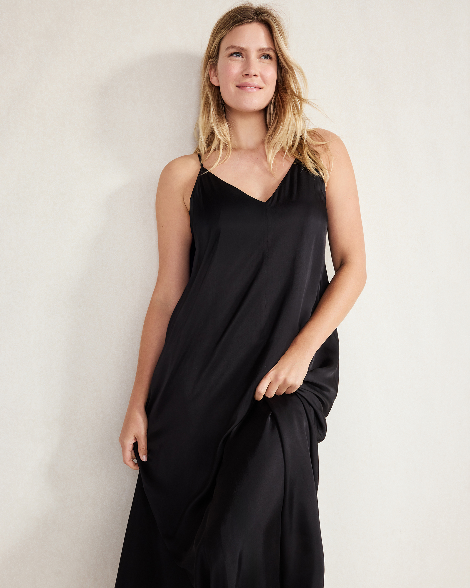 Silky Maxi Dress Black Small 248$