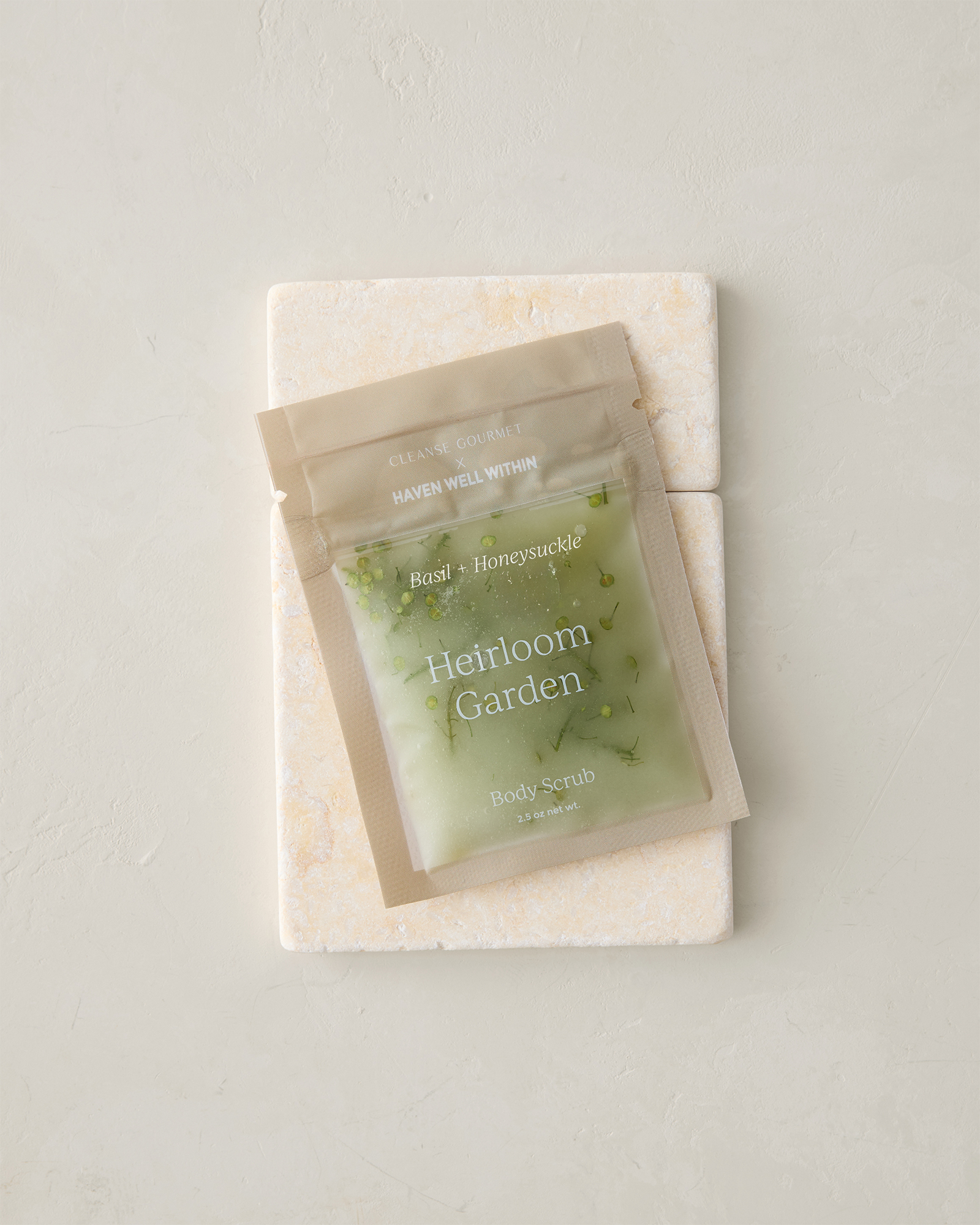 Cleanse Gourmet x Scrub Pouch 16$